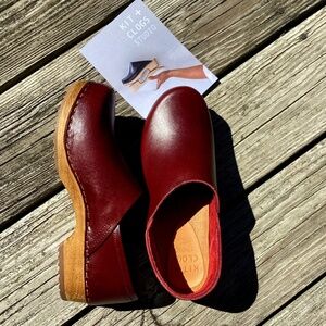 Kit and Clogs Shoes Womens Size 38 New, Made in Sweden